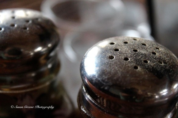 salt and pepper shaker macro