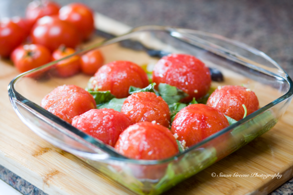 _MG_9868 basil tomoatoes